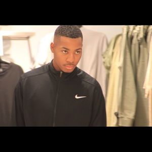 Meet your Posher, Adam